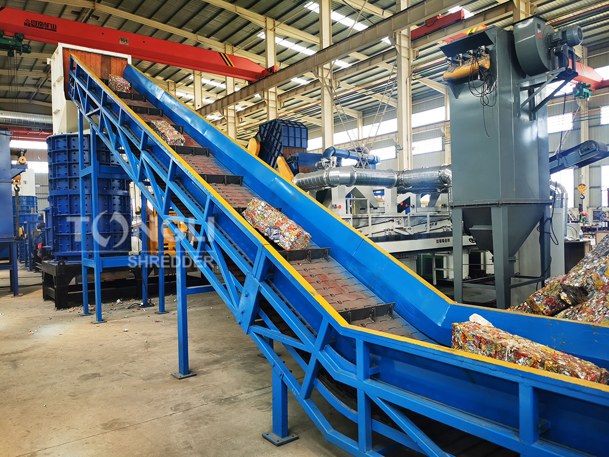 cans crushing and sorting production line