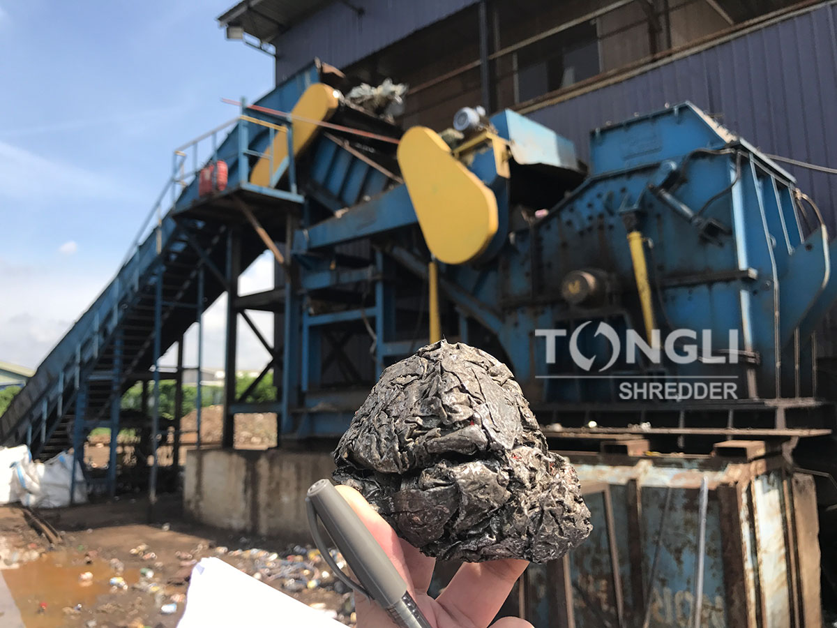 large horizontal hammer mill shredder
